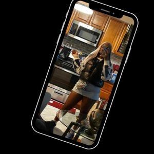 Meet your Posher, Misa